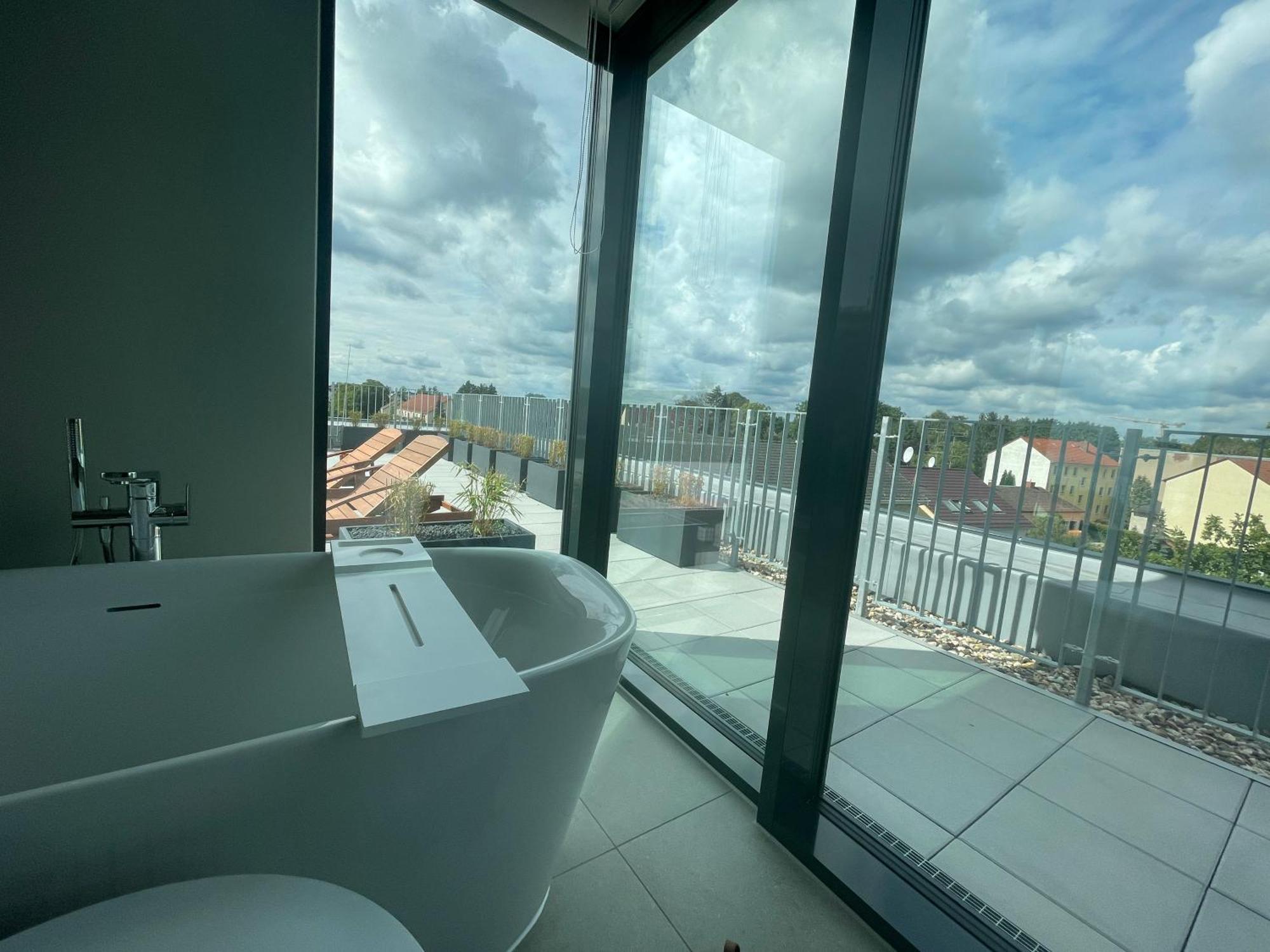 H24 Stadthotel Bernau แบร์เนา ไบ เบอร์ลิน ภายนอก รูปภาพ